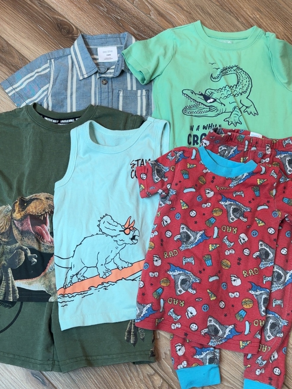 Assorted Boys 2T Short Sleeve & Tank Top Bundle - Green, Red, Light Blue